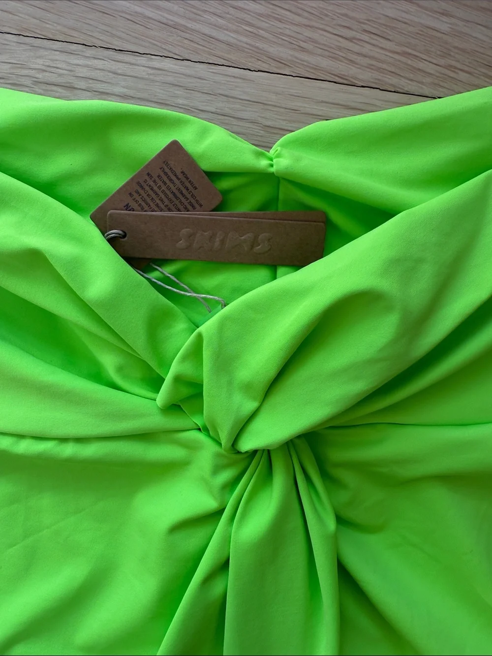 NWT. SKIMS Neon Lime Twist-Front Swim Sarong